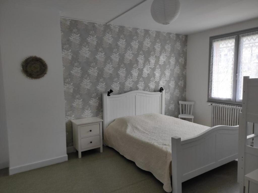 Tulipe, Appartement 5 Personnes, Entre Sancy Et Volcans D'Auvergne เออร์ซิวัล ภายนอก รูปภาพ